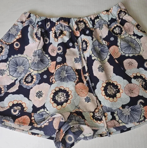 Zara Trafaluc Collection Multi Colored Floral Skort XS BOHO,BEACH,CASUAL - Picture 2 of 10
